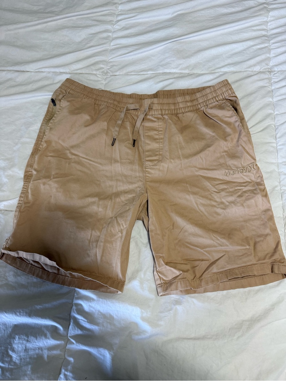 Hurley Men's Light Tan Elastic Waist Casual Shorts